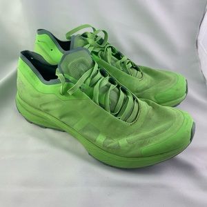 Arcteryx Norvan SL Womens Size 6.5 US